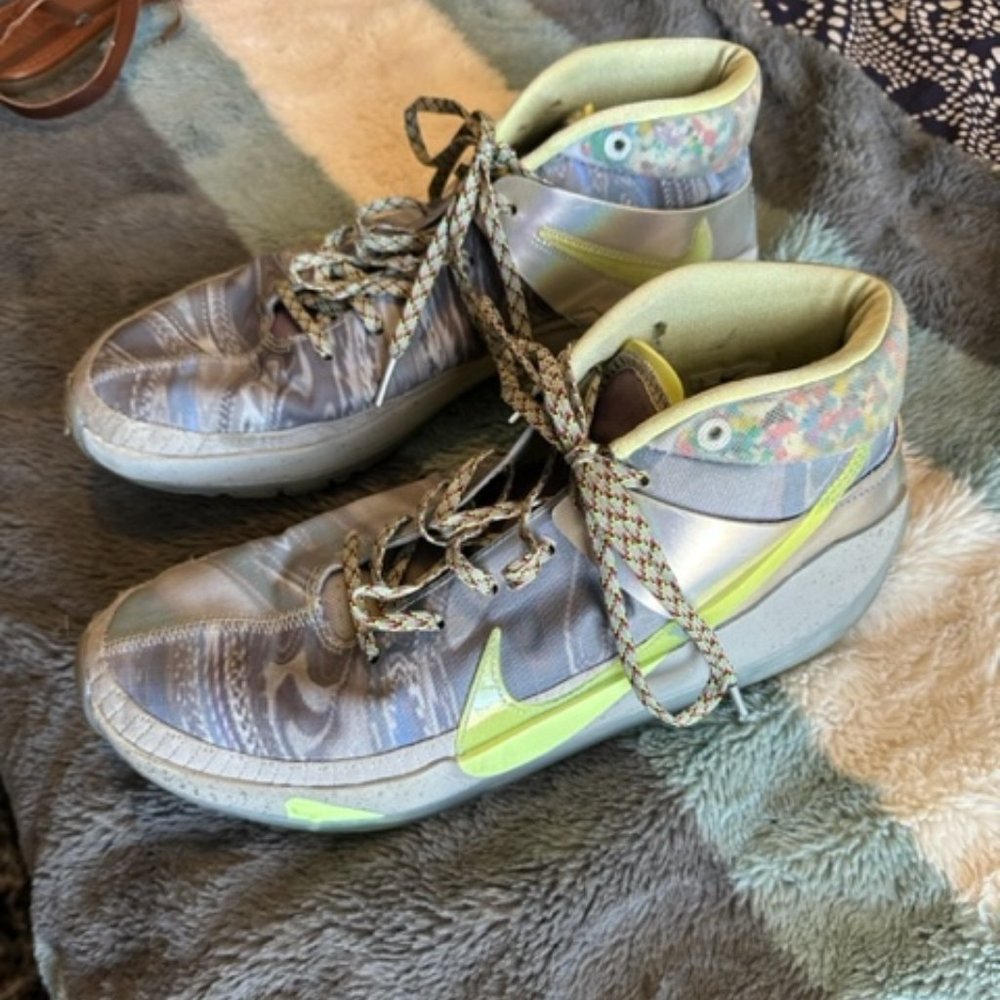 Nike Sneakers